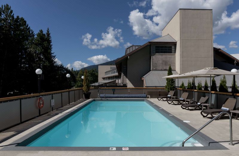 The Crystal Lodge photo 2