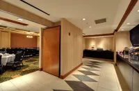 Hilton Garden Inn Chicago Downtown/Magnificent Mile - breakfast