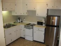 Seabreeze Motel