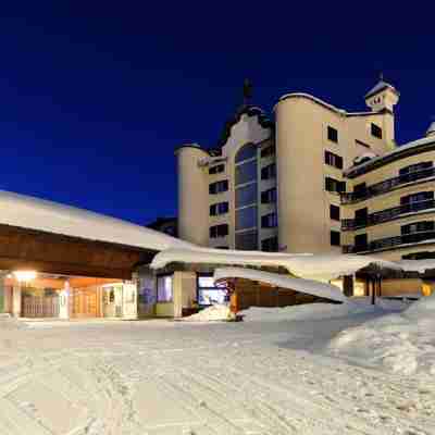 Principi di Piemonte Sestriere Hotel Exterior