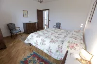 Cascina Bricchetto Langhe, Southern Piedmont, Italy - Homestays
