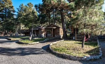 Apache Village Cabins