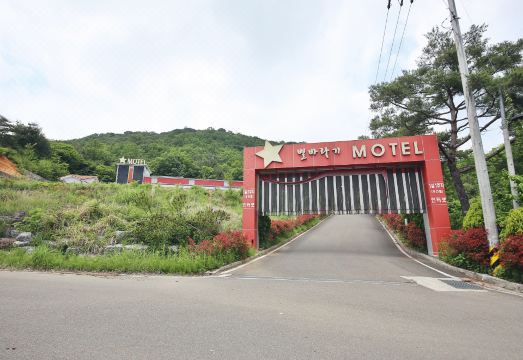 숙소 내부 전경