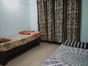 2BHK Airy Spacious Fully Furnished Flat in Baner
