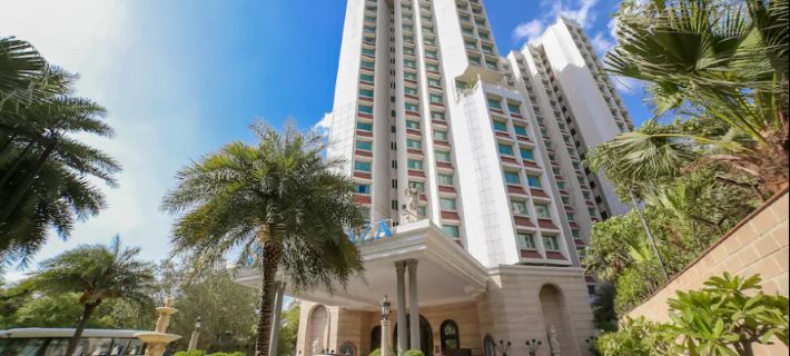 Hotel the Royal Plaza Hotels in New Delhi