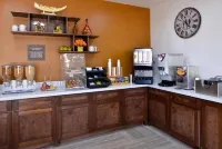 Scottish Inn & Suites - Conroe - Morgenmad