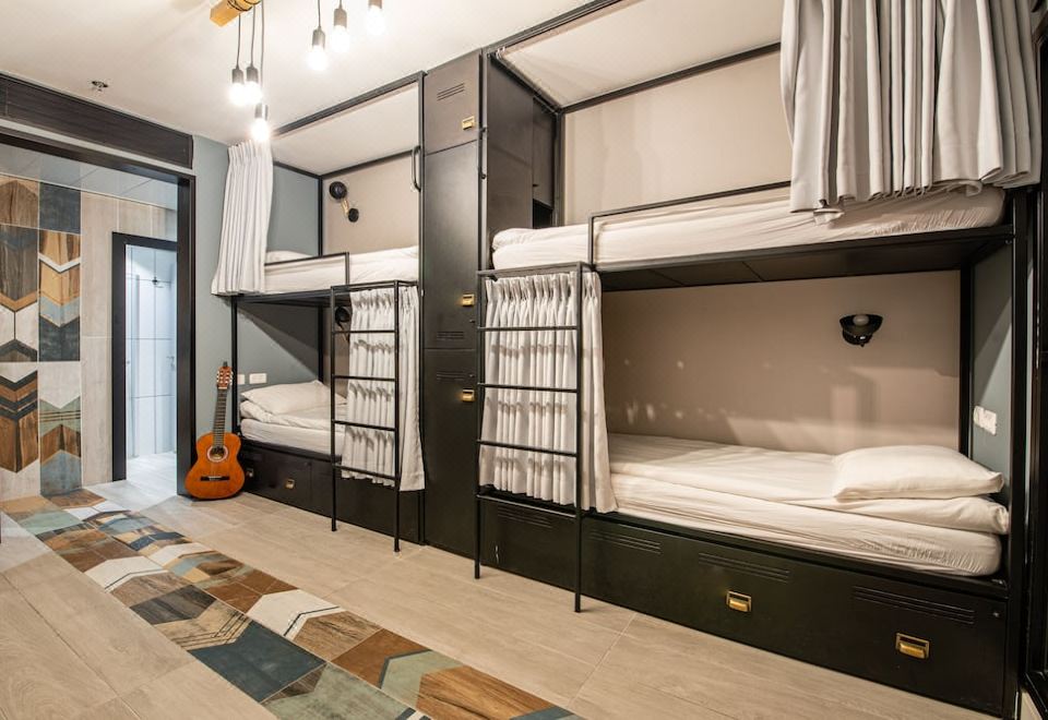 The Spot Hostel-Tel Aviv Yafo Updated 2023 Room Price-Reviews & Deals |  Trip.com