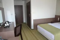 Hotel Pod Dębem