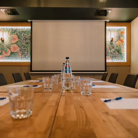 Dream Boutique Aparthotel Отели рядом с достопримечательностью «Базилика Святой Троицы»