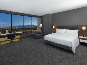 Holiday Inn & Suites Montreal Centre-Ville Ouest