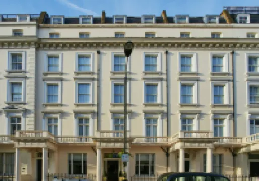 Holiday Inn Express LONDON - VICTORIA by IHG ピムリコ周辺のホテル