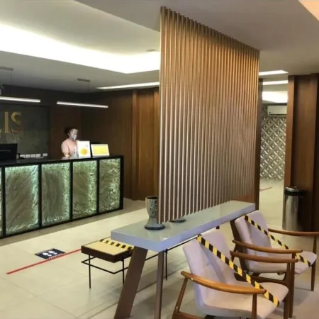 Lis Hotel