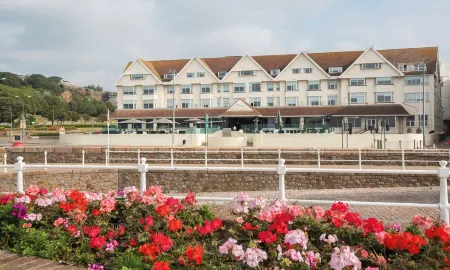 Grand Jersey Hotel and Spa
