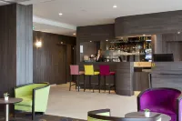 Hôtel Roi Soleil Prestige Plaisir - St Quentin Hotels in Plaisir