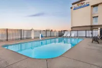 Spark by Hilton Evansville East, IN Hotels in Ohio Township