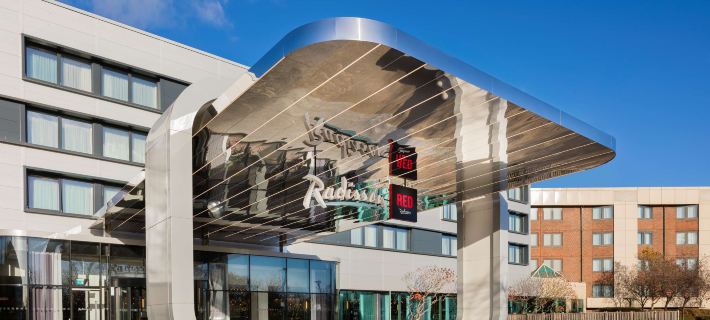 Radisson Hotel and Conf Centre London Heathrow Hotels in Lontoo
