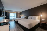 Soro Montevideo, Curio Collection by Hilton - 4-Star
