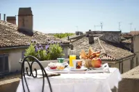Kyriad Nimes Centre - servizio colazione