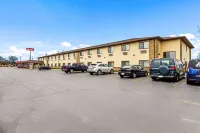 Quality Inn - Bãi đậu xe