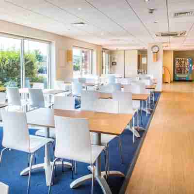 Travelodge Great Yarmouth Dining/Meeting Rooms