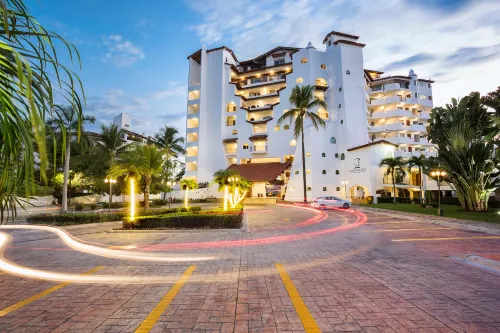 Vamar Vallarta Marina & Beach Resort - 3-Star