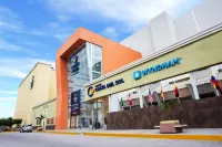 Wyndham Costa del Sol Tumbes Hotels in 