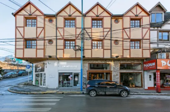 Hotel Villa Brescia Hotels near Malvinas Square