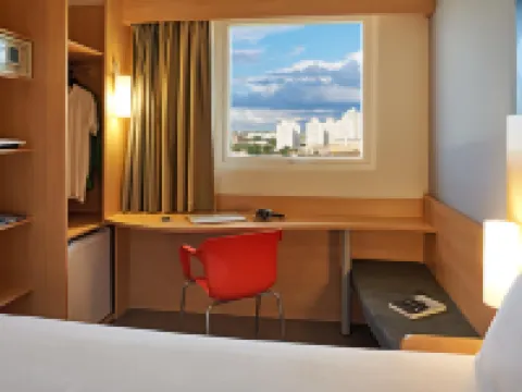 イビス ロンドリーナ ショッピング ロンドリナのホテル