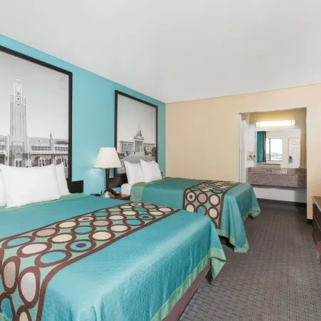 Super 8 by Wyndham Sallisaw