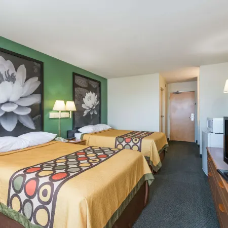 Super 8 by Wyndham Hagerstown/Halfway Area