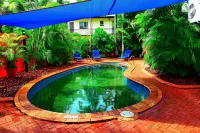 Coconut Grove Holiday Apartments Hotels in Coconut Grove