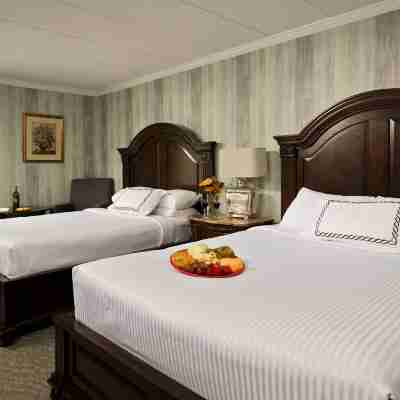 John Carver Inn & Spa Rooms