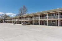 퍼스트 인터스테이트 인 몬트로즈