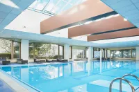 Sheraton Grande Tokyo Bay Hotel - Kolam Renang