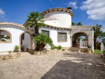 Villa Jolanda