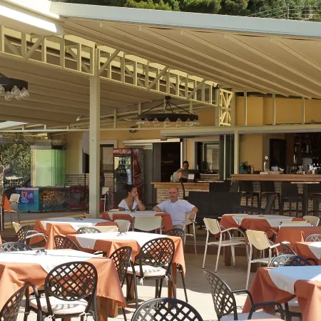 Glyfada Beach Hotel
