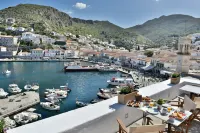 Douskos Port House Hotels in Neapolis