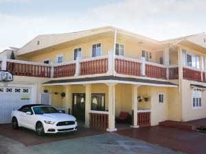 Playa Hermosa Inn at the Beach