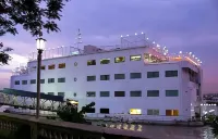 Polo Floatel Kolkata
