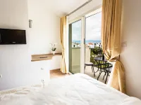 Villa Suzy Lux Hotels in Sutivan