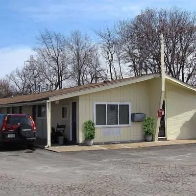 Palace Inn Hotels in Saylor