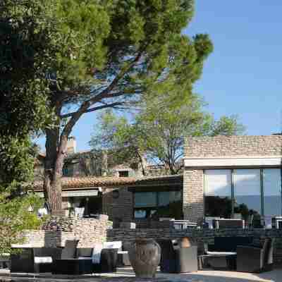 Les Bories & Spa Hotel Exterior