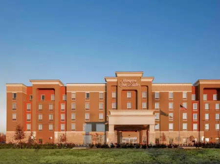 Hampton Inn & Suites by Hilton Dallas/Frisco North-Fieldhouse USA Отели рядом с достопримечательностью «Парк Фриско Коммонс»
