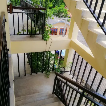 Dreamers Lodge - Hostel
