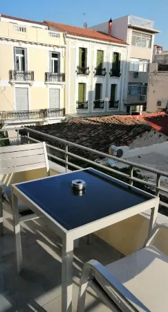 24K Athena Suites