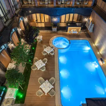 Oscar Boutique Hotel