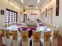 HOA BINH 2 HOTEL Hoteles en P. Mỹ Bình