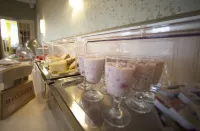 Boutique Hotel Bellevue - breakfast