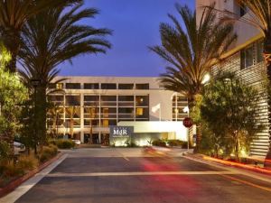 Hotel MDR Marina del Rey- a DoubleTree by Hilton