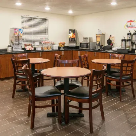 Super 8 by Wyndham Duncan Hotels in Duncan